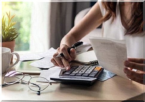 Woman doing accounting.